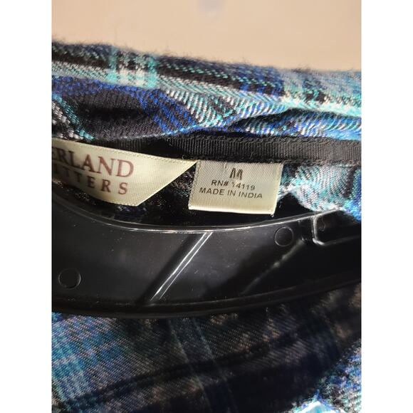 Cumberland Outfitters plaid button down shirt - medium - Picture 3 of 4